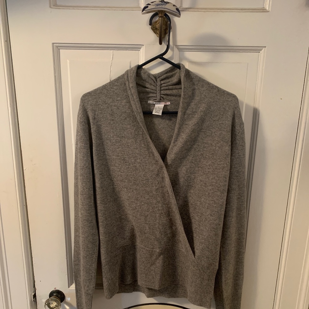 cashmere vneck sweater